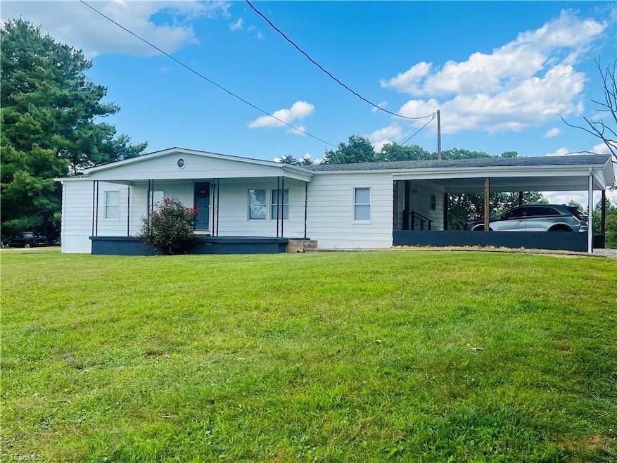 115 Stout Ln, Pilot Mountain, NC 27041 - photo 1