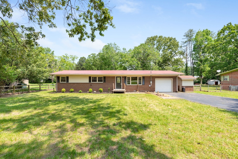 1013 Royal Trail, Manchester, TN 37355 - photo 1