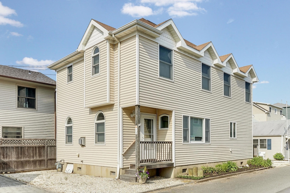 72 E Bay Way Lavallette NJ-large-002-16-