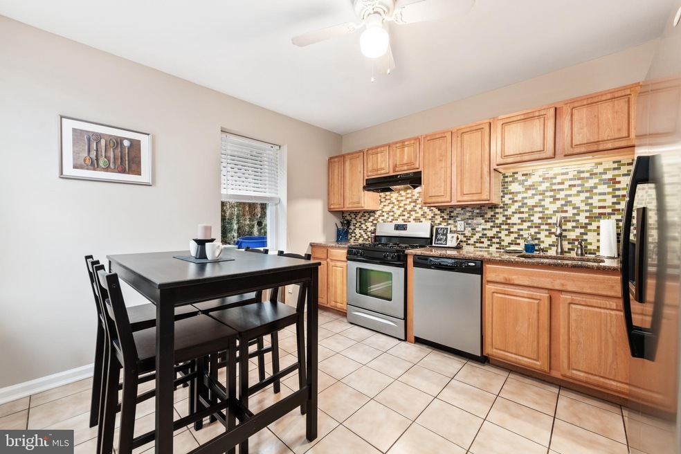 336 E Hector St, Conshohocken, PA 19428 - photo 1