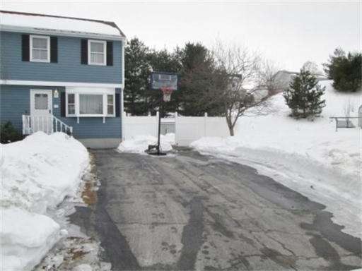 107 Atlanta St, Haverhill, MA 01832 - photo 1