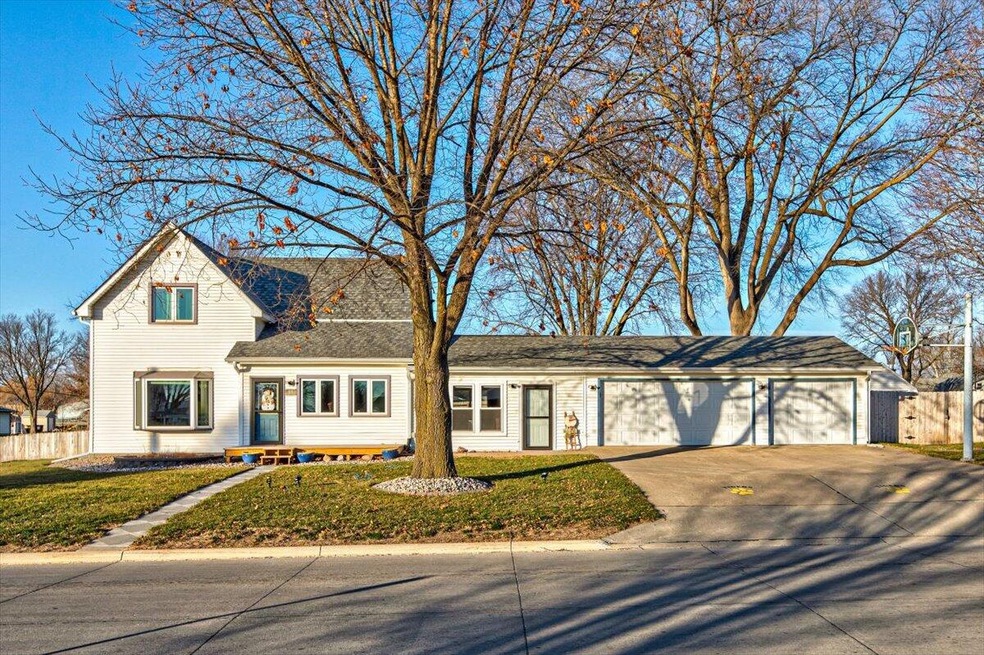 21 2nd St. Woodbine