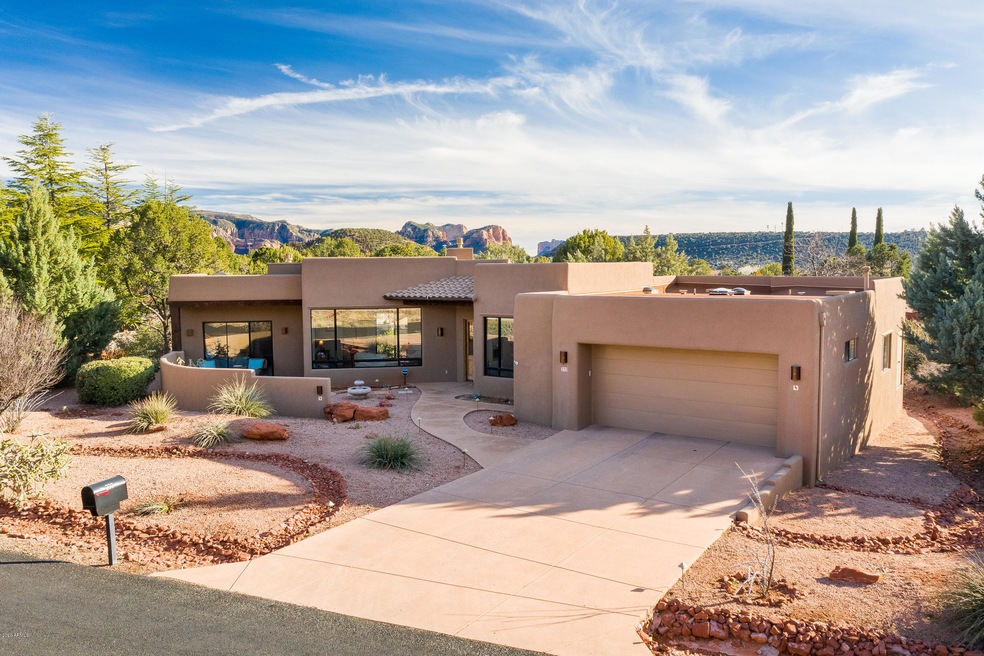 2429 Square Feet - 3 Bd - 3 Ba