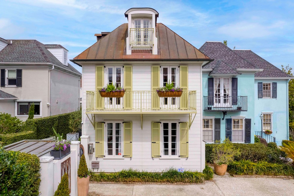 Sold $3,650,000 • Co-Listing Agent