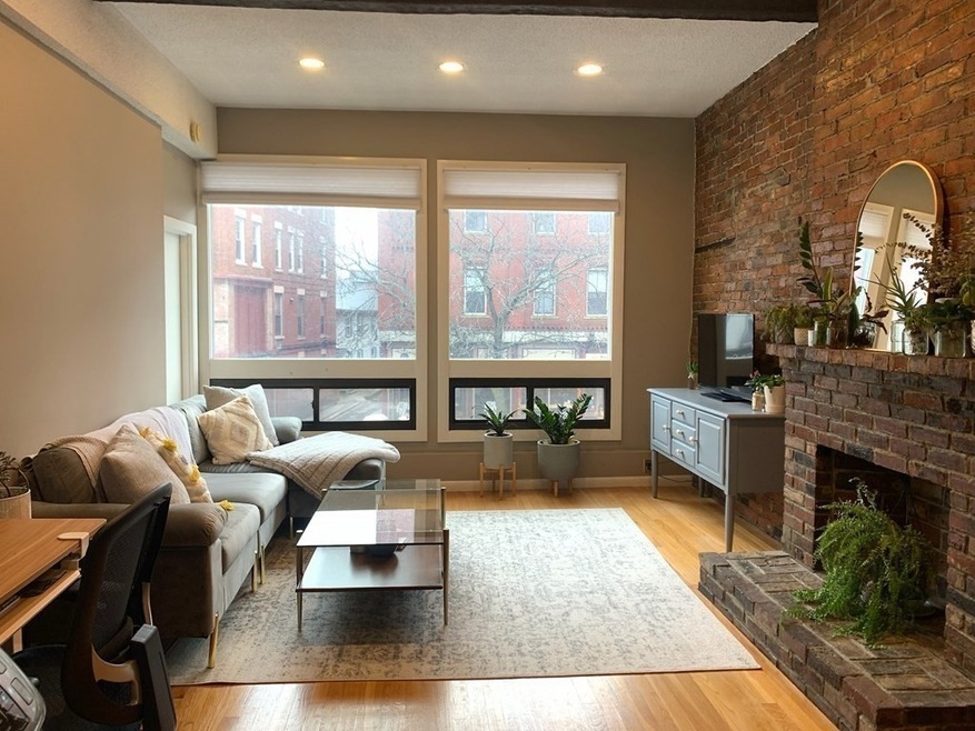 235 Washington St unit 2, Brookline, MA 02445 - photo 1