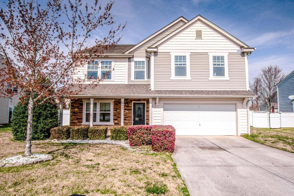 1417 Winter Dr, Statesville, NC 28677 - photo 1