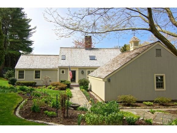 17 Ducks Head unit 17, New Castle, NH 03854 - photo 1