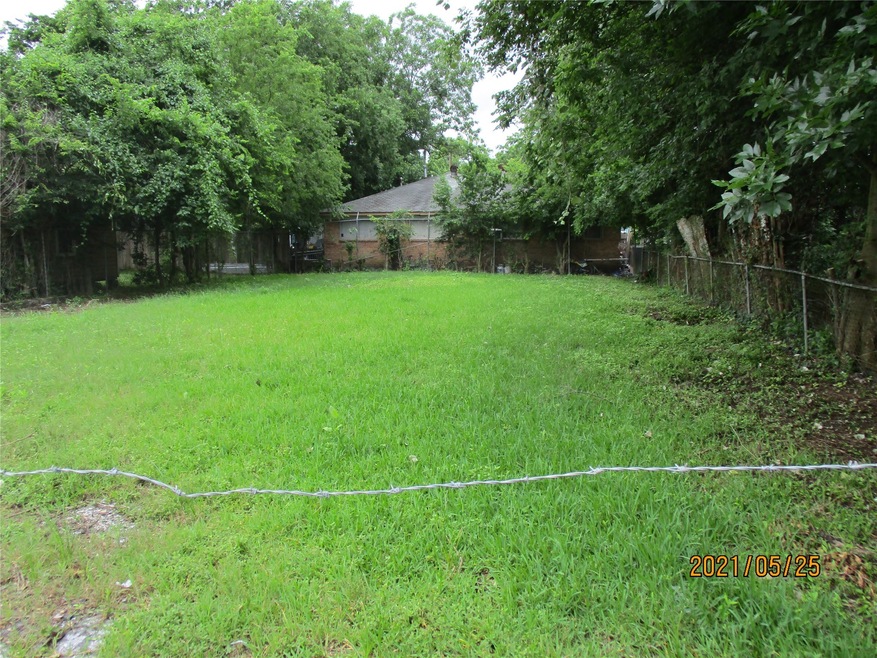 4420 Sayers St, Houston, TX 77026 - photo 1