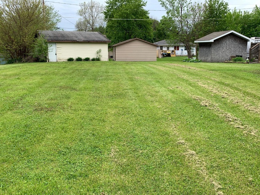 Level lot