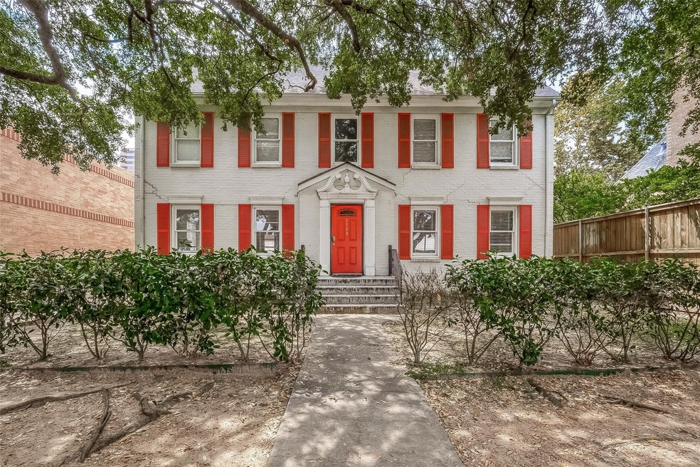 Welcome to 1111 Banks St.