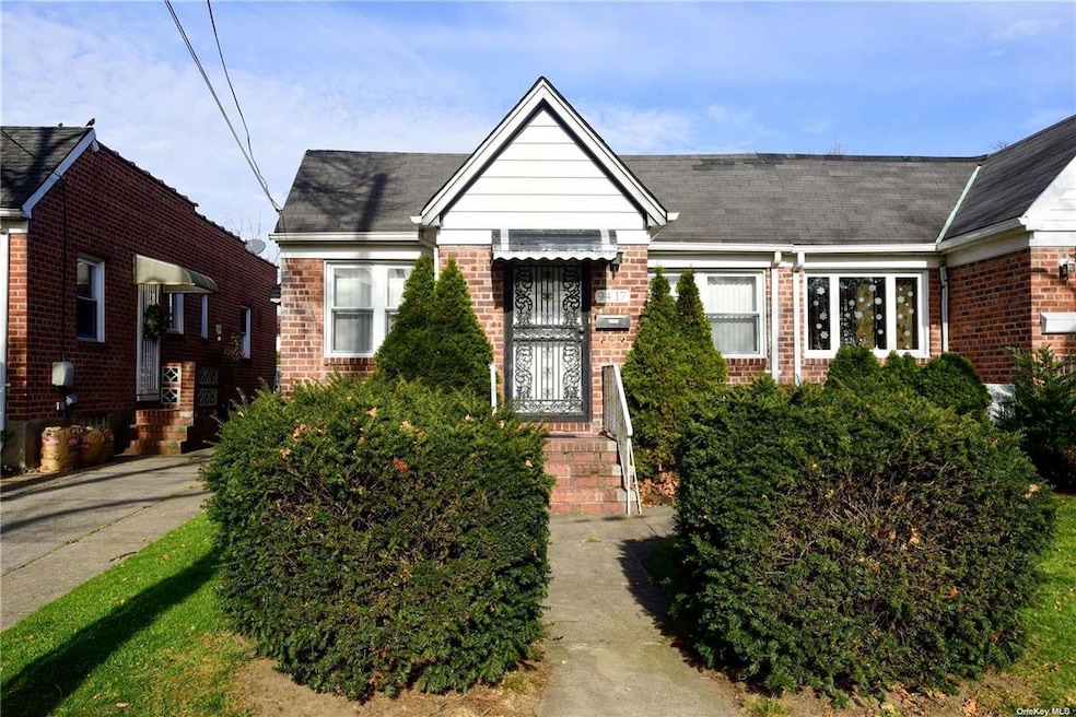 94-17 149th Ave, Jamaica, NY 11417 - photo 1