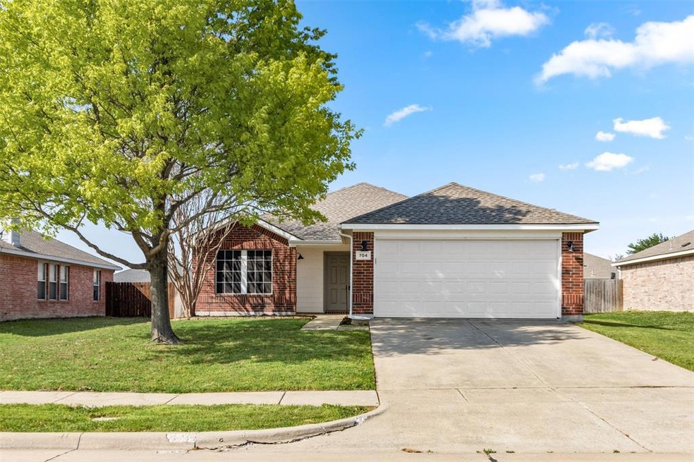 704 Chelsea Dr, Wylie, TX 75098 - photo 1
