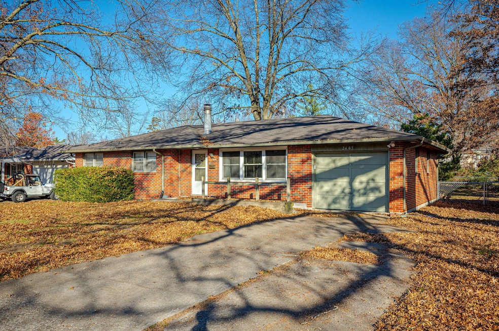 1-web-or-mls-2605-braemore-rd