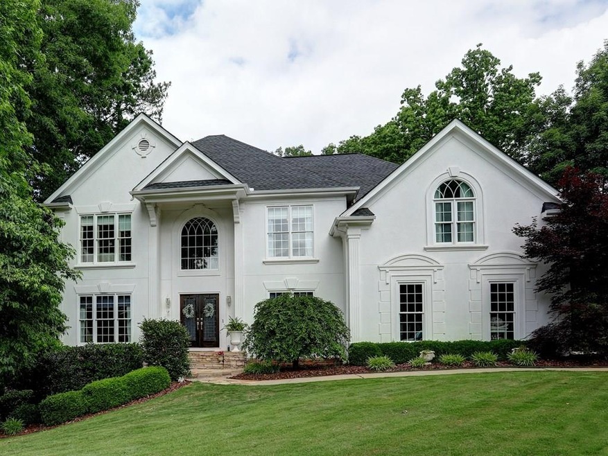 Located on a quiet cul-de-sac this appealing renov