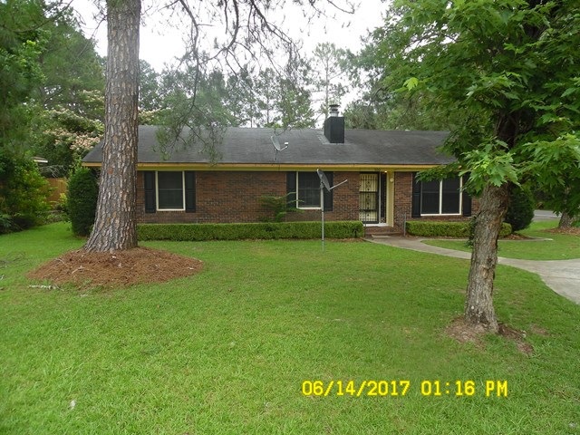 600 McDonald Ave N, Douglas, GA 31533 - photo 1