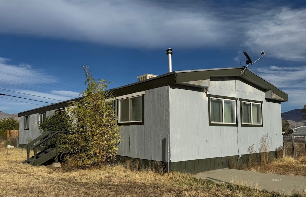 464 Bartell Rd unit 1, Big Pine, CA 93513 - photo 1