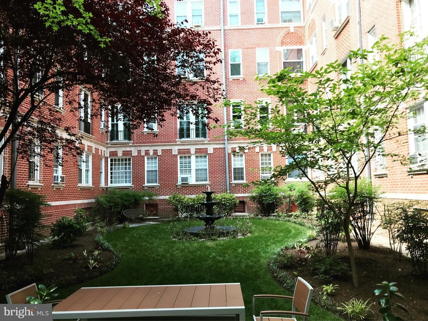 Cavanaugh Courts unit 108, Washington, DC 20036 - photo 1