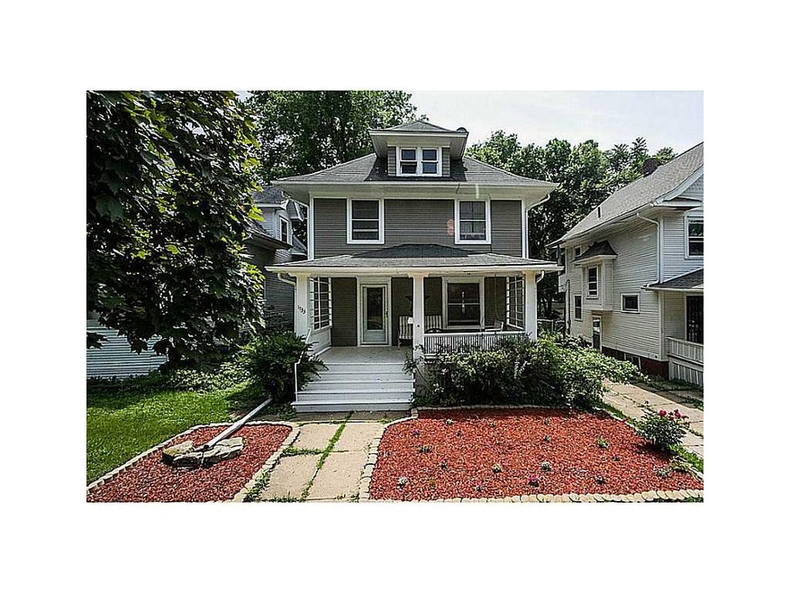 1733 5th Ave SE, Cedar Rapids, IA 52403 - photo 1