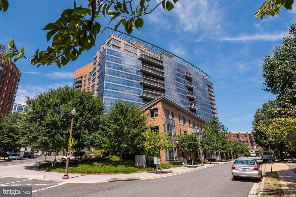 The Odyssey Condominiums unit 808, Arlington, VA 22201 - photo 1