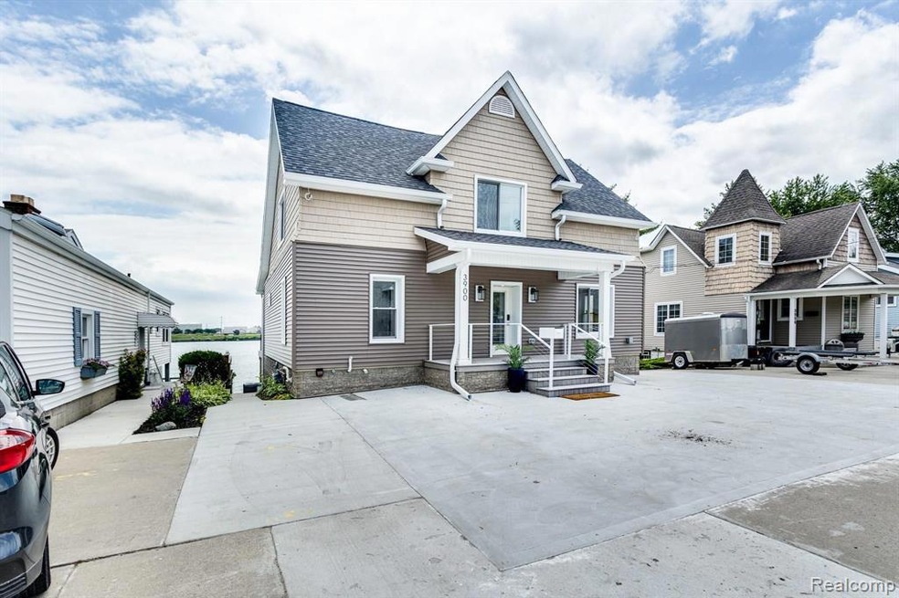 3900 Military St, Port Huron, MI 48060 - photo 1