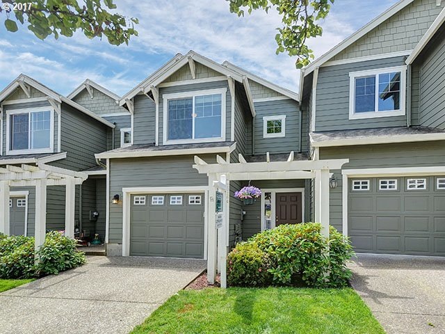 20264 Hoodview Ave, West Linn, OR 97068 - photo 1