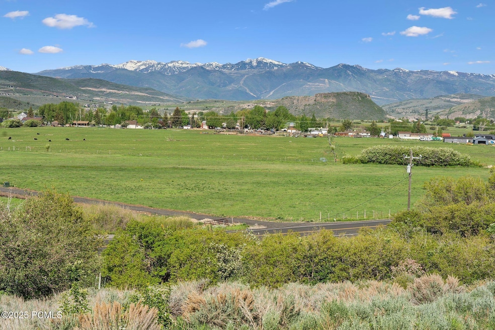 1421 UT-35, Kamas_027