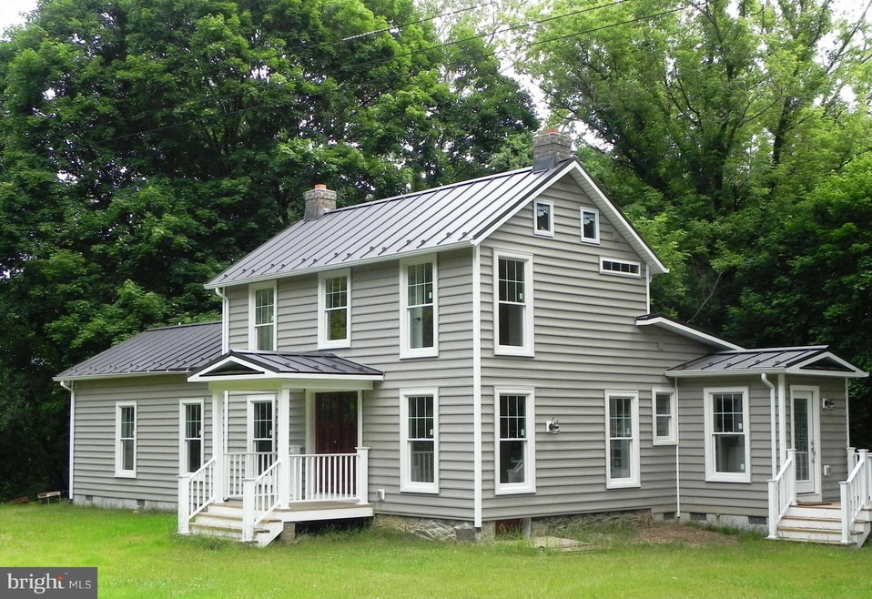 35803 Hayman Ln, Round Hill, VA 20141 - photo 1