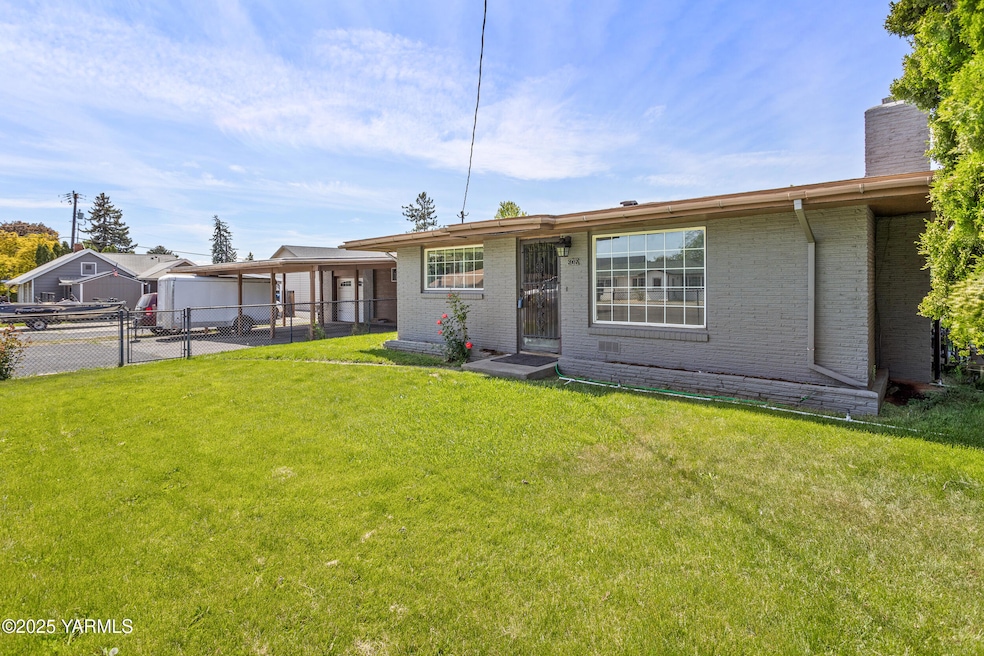 808 S 72nd Ave