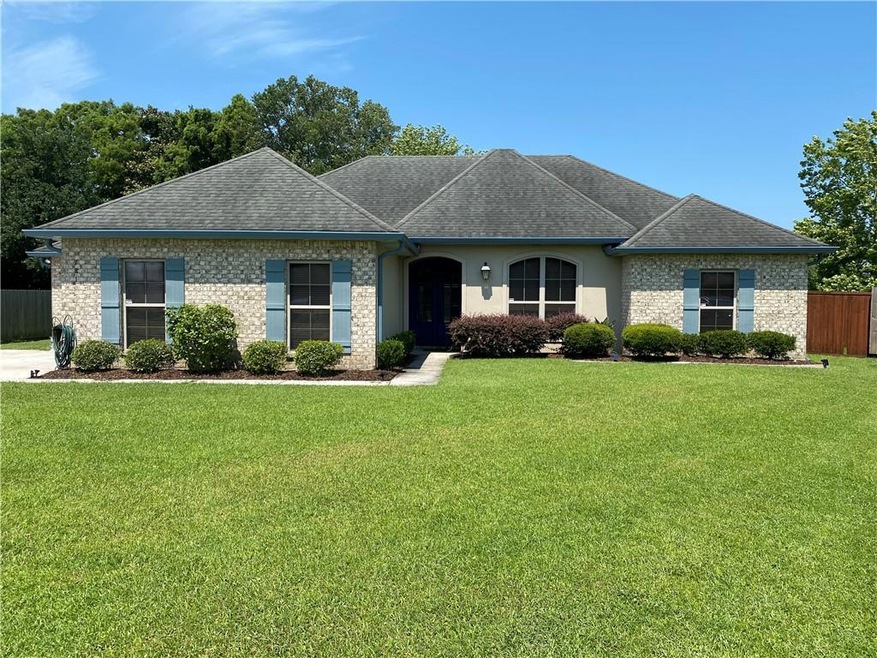 781 Emma Dr, Reserve, LA 70084 - photo 1