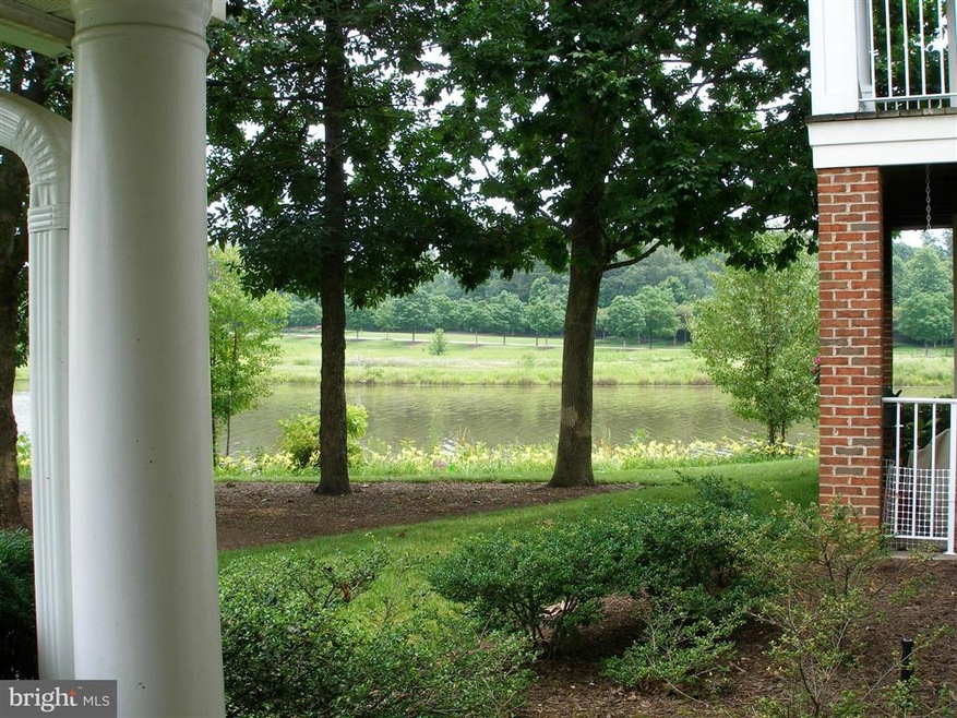 43114 Watercrest Square unit 200, Chantilly, VA 20152 - photo 1