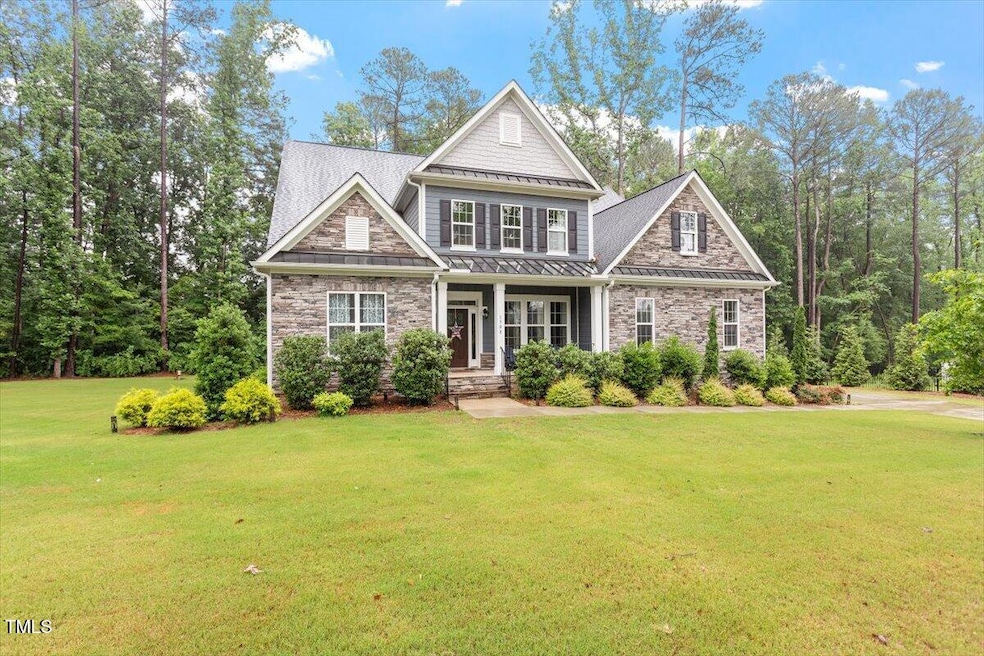 06-1508 Banks Brooke Dr [2243997]_06