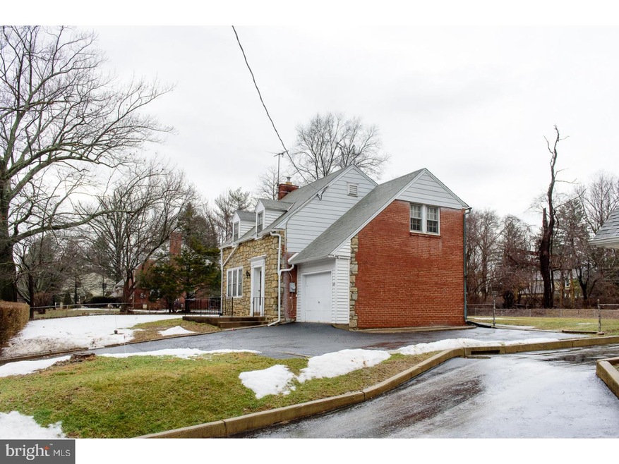 1237 Lancaster Ave, Berwyn, PA 19312 - photo 1