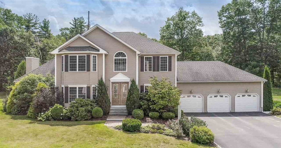 5 Stirling Ave, Hooksett, NH 03106 - photo 1