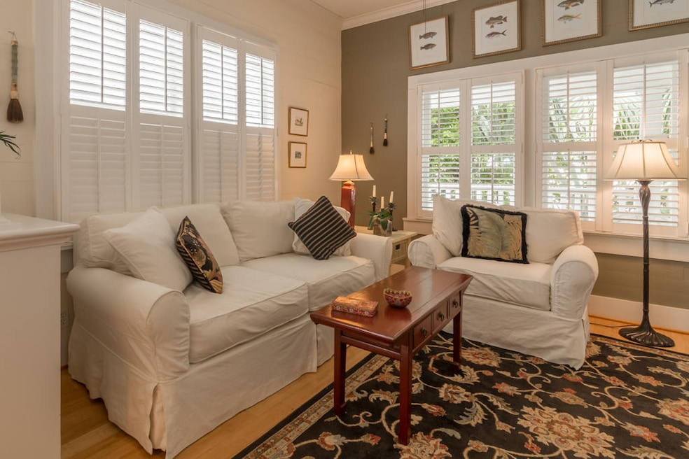 300 Truman Caron Keller Williams Medium