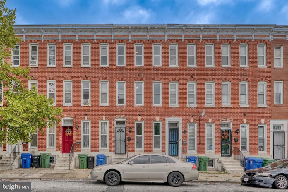 1131 N Mount St, Baltimore, MD 21217 - photo 1