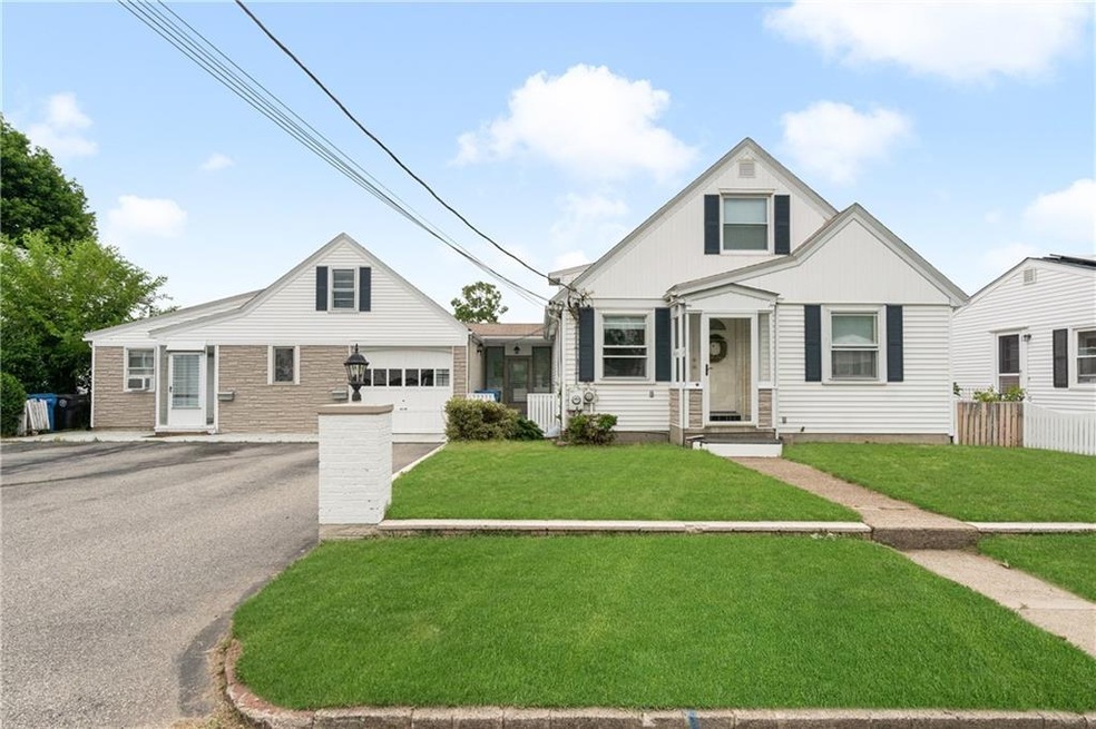 101 Rhode Island St unit 103, Cranston, RI 02920 - photo 1