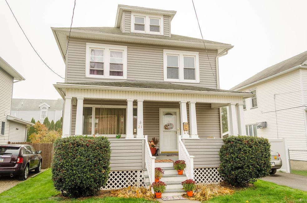 21 Lackawanna Ave, Kingston, PA 18704 - photo 1