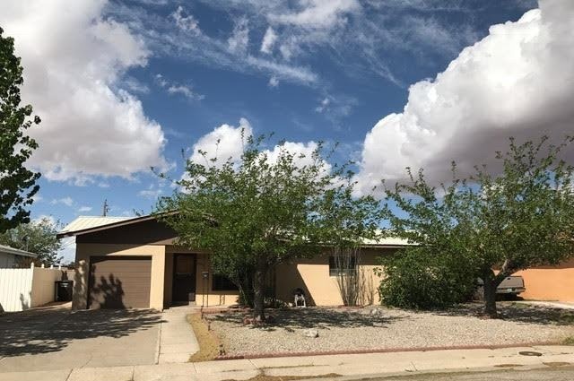 1806 Corte Del Ranchero, Alamogordo, NM 88310 - photo 1