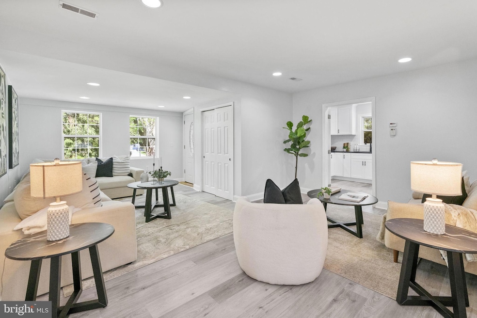 Under Contract $550,000