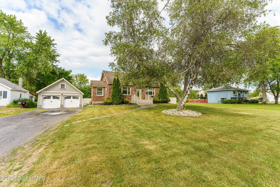 407 Consaul Rd, Schenectady, NY 12304 - photo 1