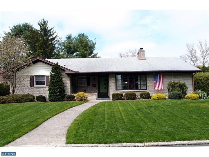 3117 Shrewsbury Rd, Allentown, PA 18104 - photo 1