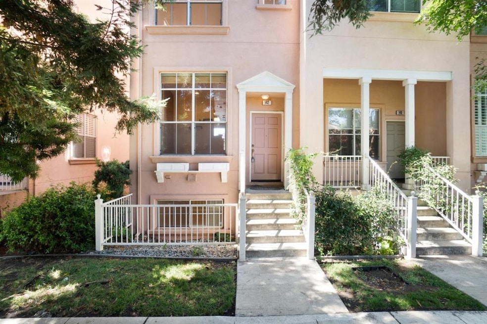 142 Pacchetti Way, Mountain View, CA 94040 - photo 1