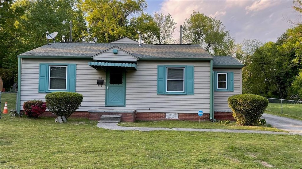 1515 Franklin Ave, High Point, NC 27260 - photo 1