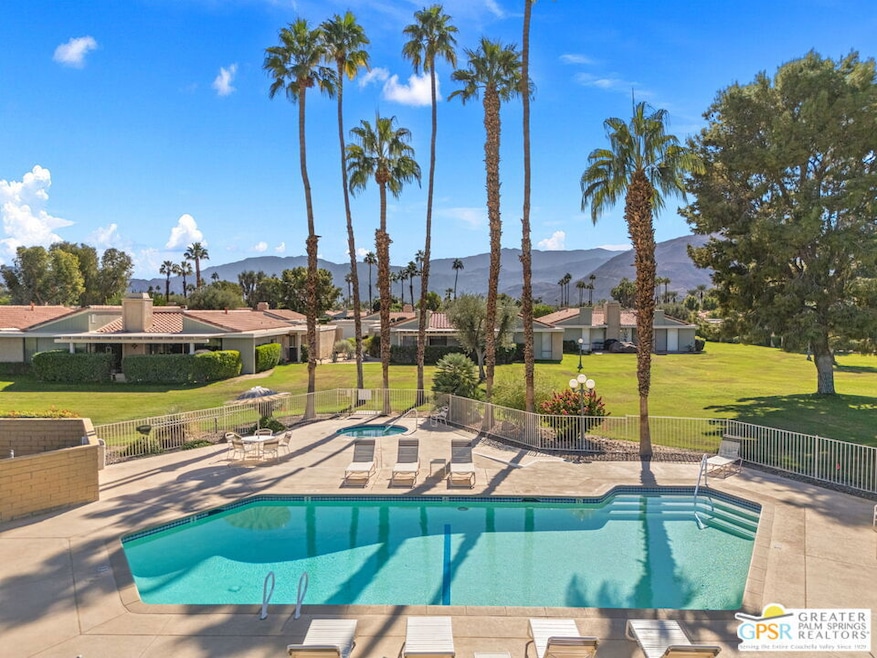 Pending $450,000 • Co-Listing Agent