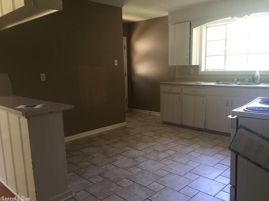 2315 S Jackson St, Little Rock, AR 72204 - photo 1