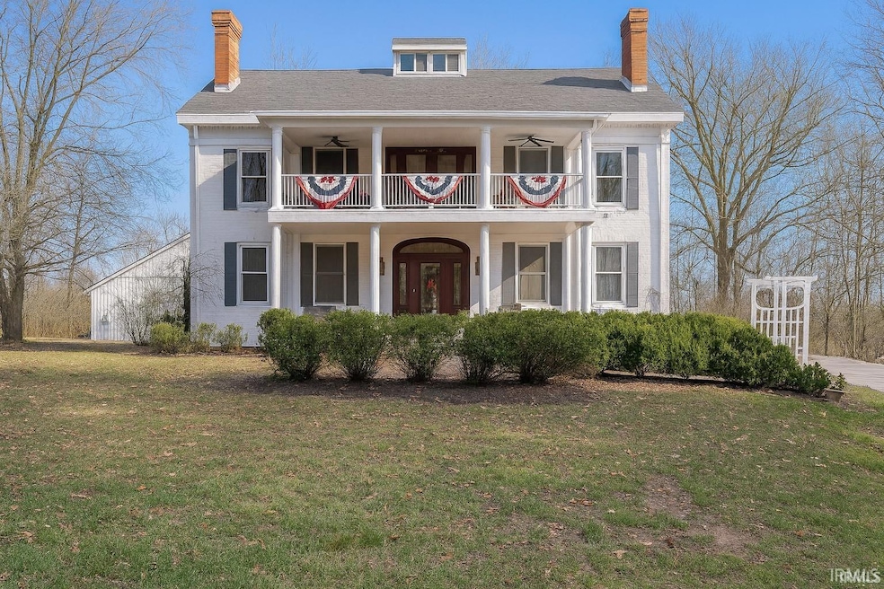 917 Mill St, Mount Vernon, IN 47620 - photo 1