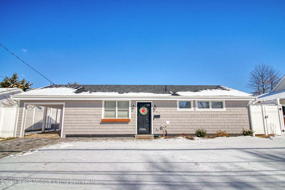 Sold $690,000 • Co-Listing Agent