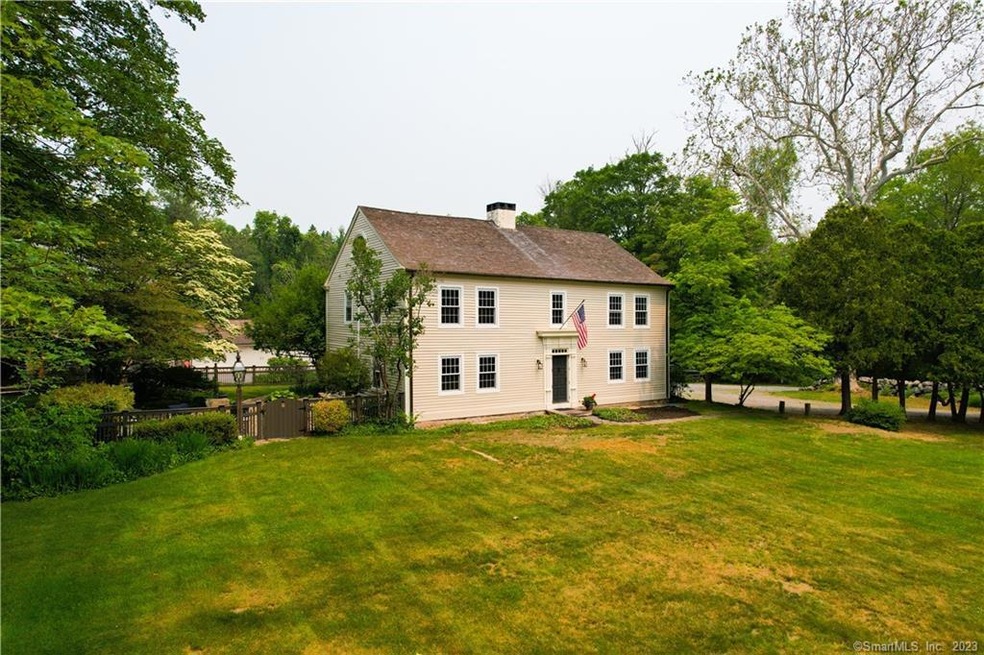 825 New London Turnpike, Stonington, CT 06378 - photo 1