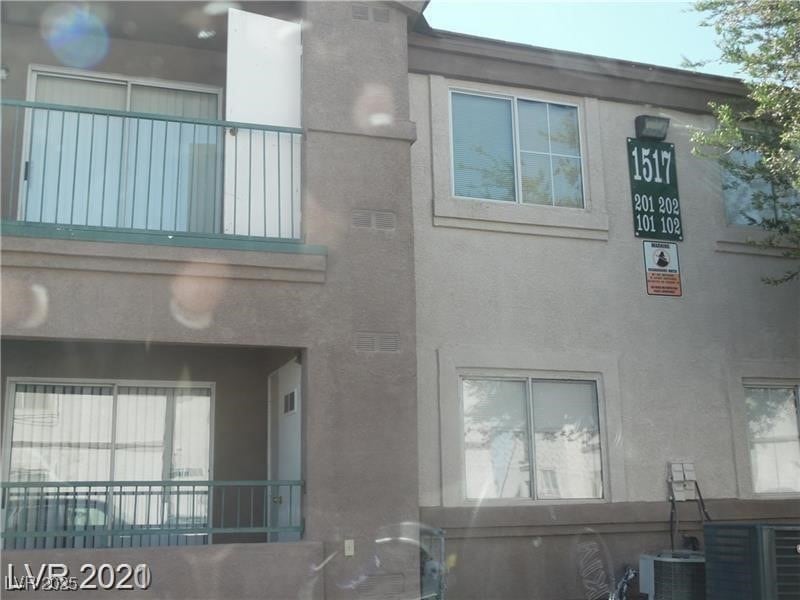 1517 Frank Aved St unit 202, Las Vegas, NV 89110 - photo 1