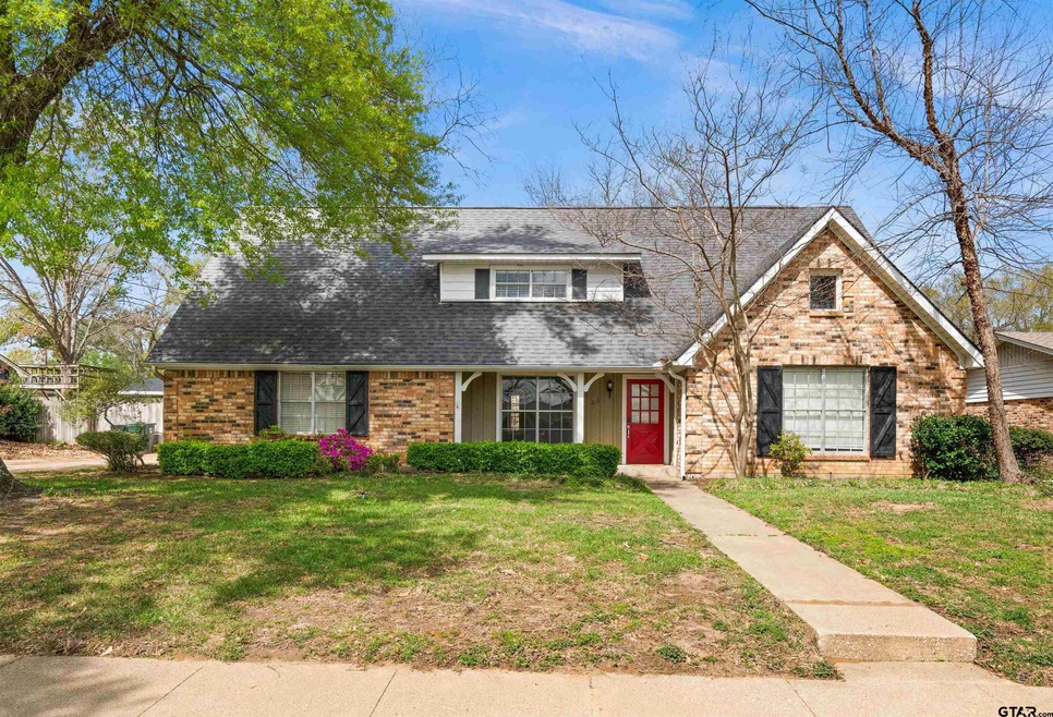 212 Samuel Dr, Tyler, TX 75701 - photo 1